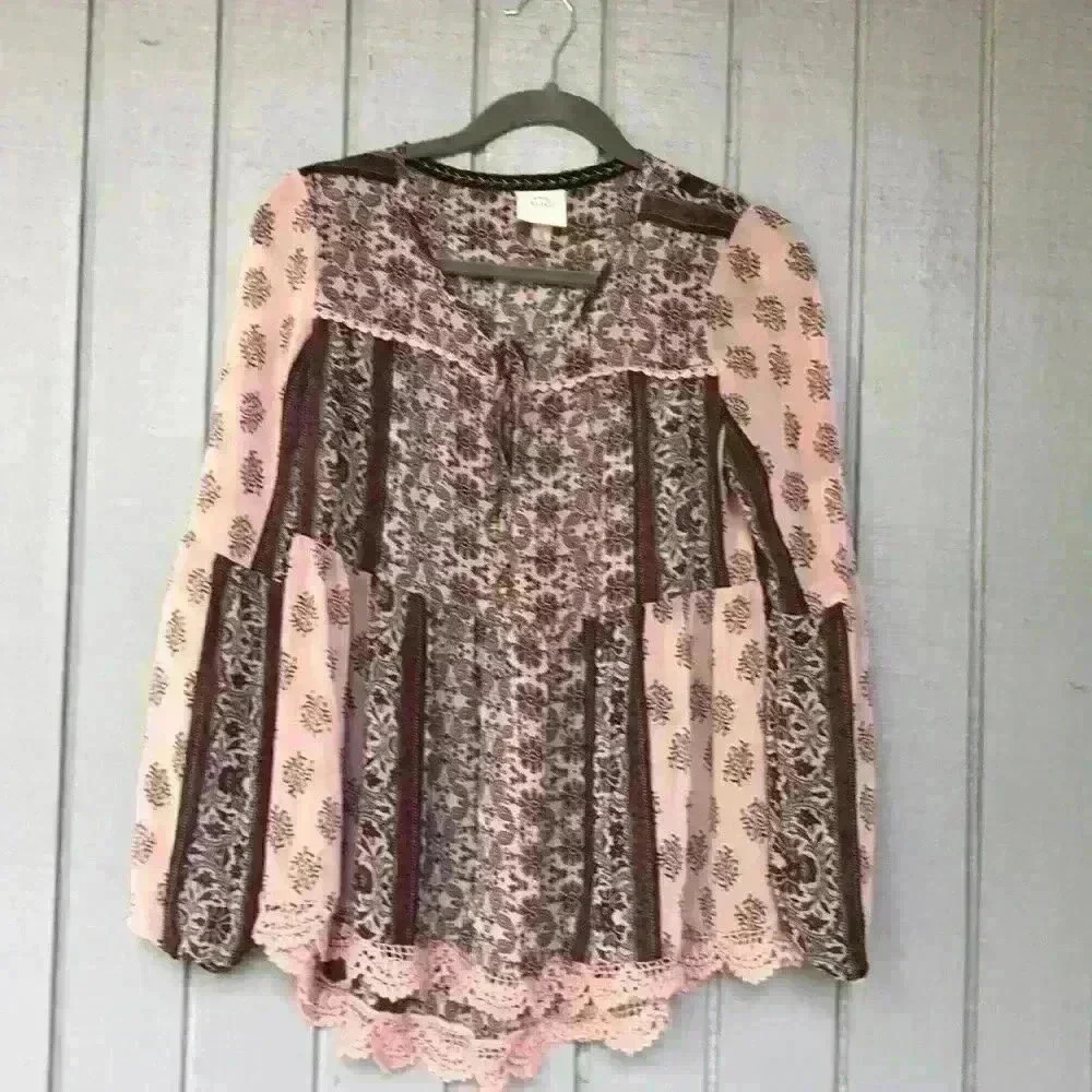Women’s Knox Rose Sheer Blouse Size Small